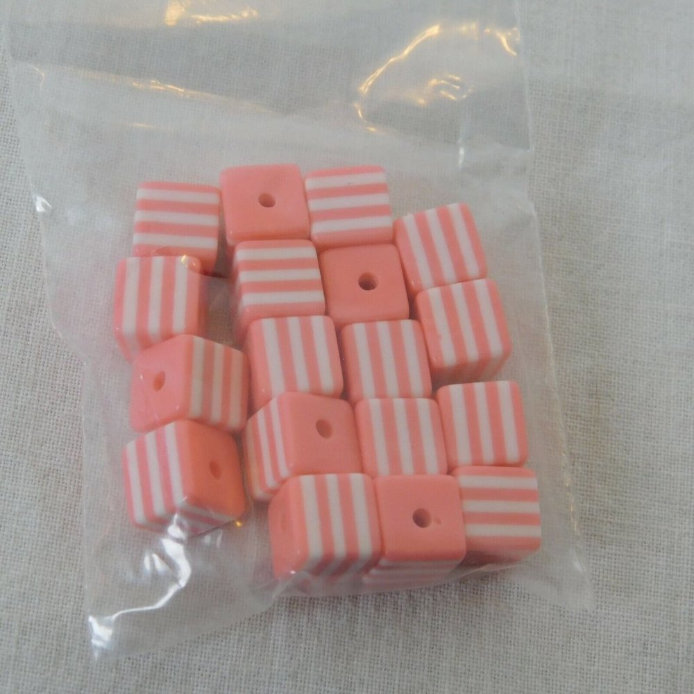 Pink Bead Mixed Lot 11 Packs Various Round Square Teardrop Evil Eye Wood Plastic - Picture 5 of 12